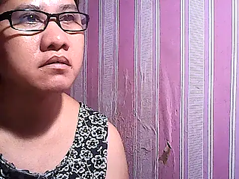 sweetsosie18 online show from February 24, 8:25 pm
