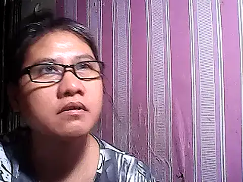 sweetsosie18 online show from March 13, 2:27 am