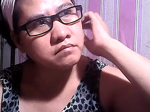 sweetsosie18 online show from October 11, 7:18 am