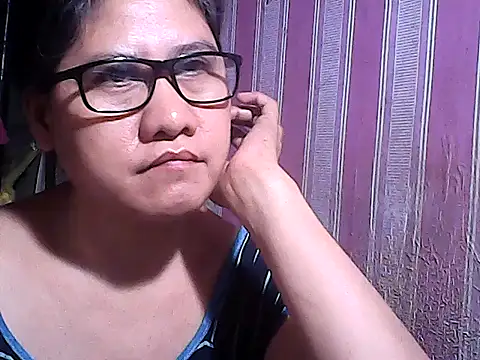 sweetsosie18 online show from November 14, 7:23 pm