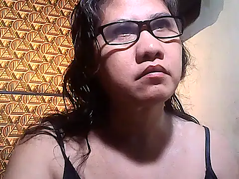 sweetsosie18 online show from December 20, 6:26 pm