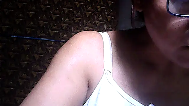sweetsosie18 online show from July 12, 10:17 am