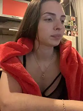 Snapshot of SeducingYoghourt chatting on December 23, 3:33 pm SeducingYoghourt online show from December 23, 3:33 pm