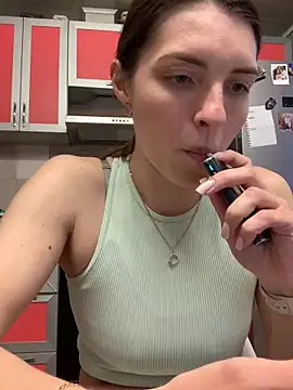 Snapshot of SeducingYoghourt chatting on March 21, 3:35 pm SeducingYoghourt online show from March 21, 3:35 pm