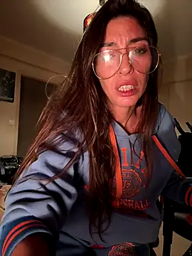 Snapshot of amanilouve chatting on November 1, 3:14 pm amanilouve online show from November 1, 3:14 pm