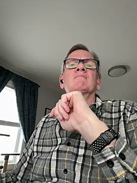 Snapshot of AugWest69 chatting on February 10, 8:35 pm AugWest69 online show from February 10, 8:35 pm