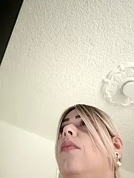 natalygolden69 online show from November 12, 1:00 pm