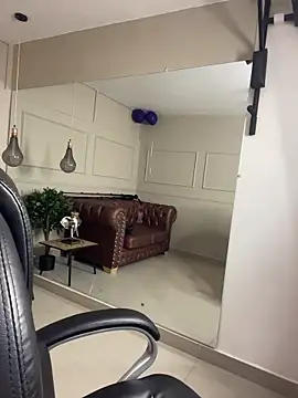 Snapshot of ROSE__15 chatting on October 25, 7:19 pm ROSE 15 online show from October 25, 7:19 pm