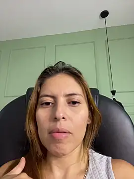 Snapshot of ROSE__15 chatting on October 26, 11:16 am ROSE 15 online show from October 26, 11:16 am