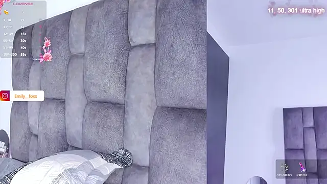 Snapshot of emily_fox1 chatting on July 8, 11:37 am emily fox1 online show from July 8, 11:37 am