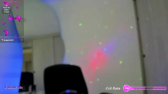 SussiVega online show from November 16, 7:30 pm