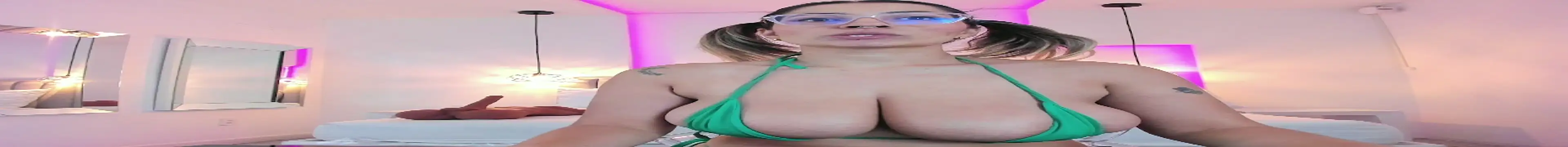 ValeryNova online show from January 4, 2:04 pm