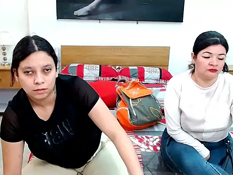 MaloryAndLuna online show from October 20, 12:05 pm