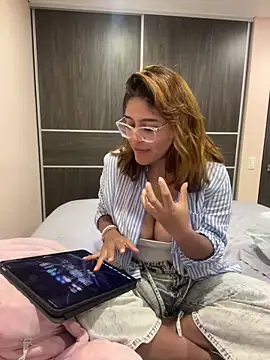 Juliana News online show from January 8, 11:52 pm