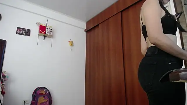 Moon lunita online show from March 18, 8:12 pm