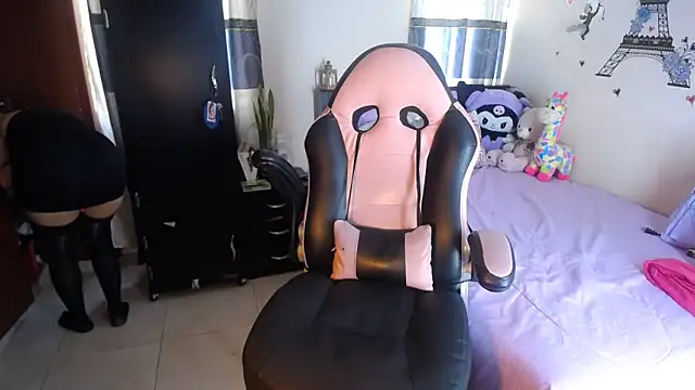 Snapshot of violeta_campbell chatting on December 2, 4:02 pm violeta campbell online show from December 2, 4:02 pm