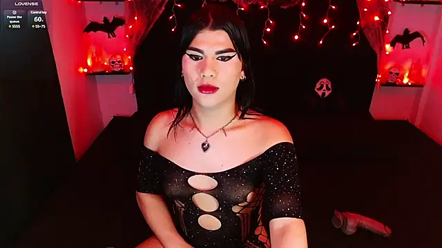 My vampire Mia online show from March 15, 3:18 am