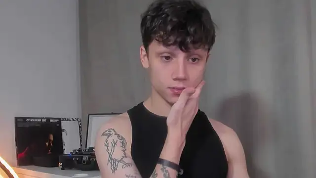 Nicky neal online show from December 12, 12:38 am