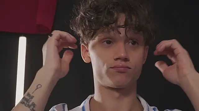 Nicky neal online show from October 3, 8:50 pm