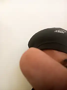 Snapshot of Smith23q123 chatting on October 29, 11:56 am Smith23q123 online show from October 29, 11:56 am