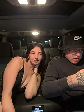 DoriDeluxe66 online show from January 8, 9:44 pm