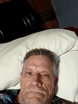 Snapshot of imN2Deep4mygirl2take chatting on September 15, 5:46 pm imN2Deep4mygirl2take online show from September 15, 5:46 pm