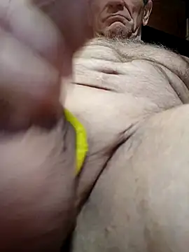 Snapshot of imN2Deep4mygirl2take chatting on October 2, 12:28 am imN2Deep4mygirl2take online show from October 2, 12:28 am