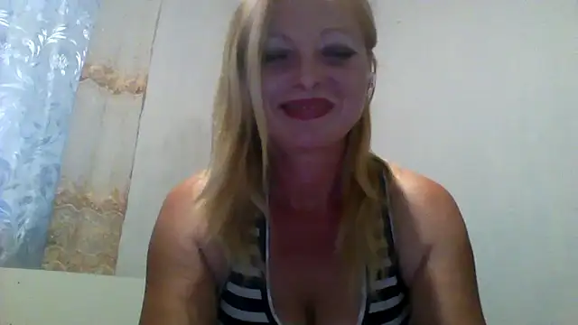 Lola 115 online show from June 11, 5:44 pm