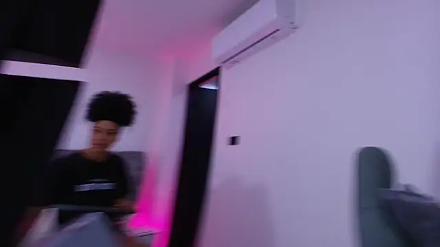 naia blessed online show from November 7, 7:25 pm