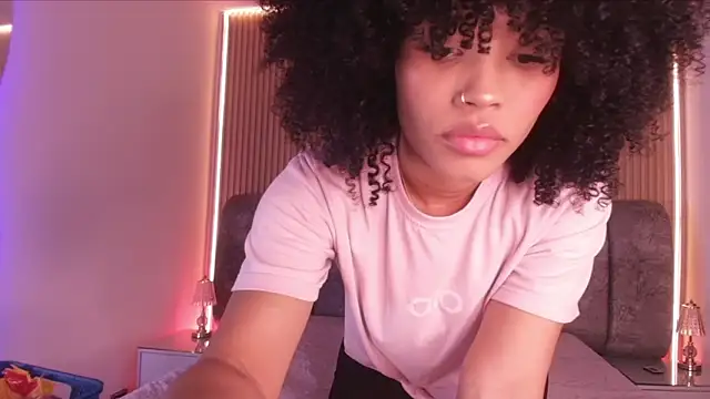 Snapshot of naia_blessed chatting on March 3, 7:09 pm naia blessed online show from March 3, 7:09 pm