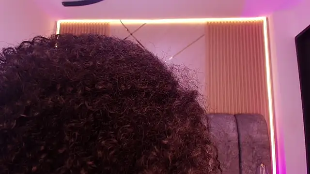 naia blessed online show from April 15, 7:21 pm