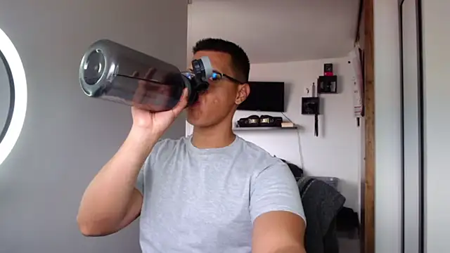  John Boy  online show from April 21, 7:06 pm