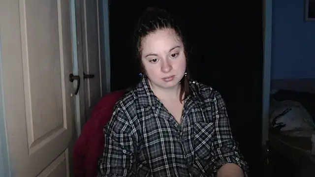 Snapshot of ryhhnnagold99 chatting on April 7, 7:25 pm ryhhnnagold99 online show from April 7, 7:25 pm