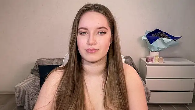 Snapshot of EvaMaddison chatting on January 15, 6:40 am EvaMaddison online show from January 15, 6:40 am