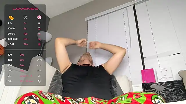 lucasgalacticman online show from October 9, 6:11 am