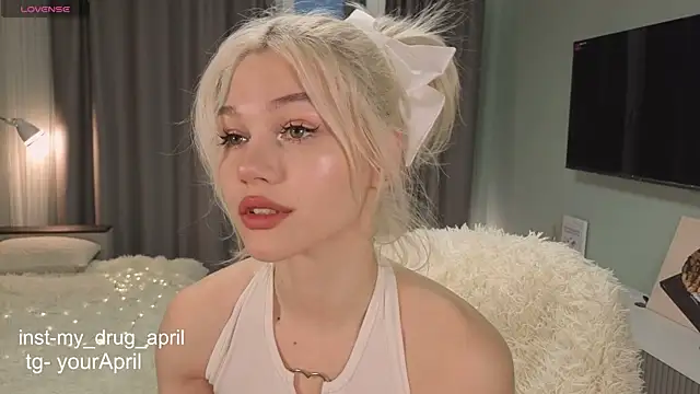 MyApril online show from November 6, 12:28 pm