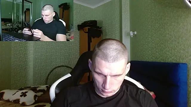 Snapshot of PoliglotJoe chatting on January 26, 8:34 pm PoliglotJoe online show from January 26, 8:34 pm