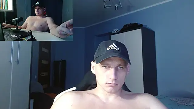 Snapshot of PoliglotJoe chatting on September 25, 11:58 am PoliglotJoe online show from September 25, 11:58 am