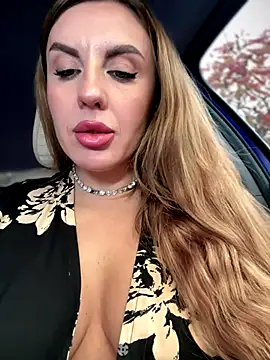 Kalli Fornia online show from October 16, 8:26 am