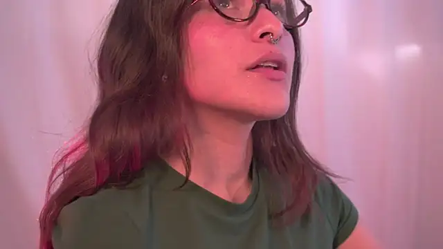 Snapshot of HannaMoom chatting on October 24, 9:33 pm HannaMoom online show from October 24, 9:33 pm