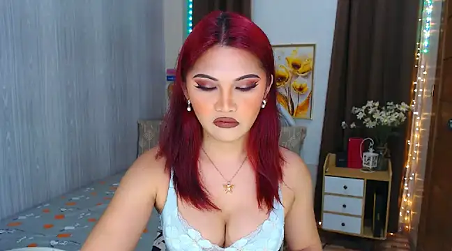 Snapshot of xXCathyJennerXx chatting on December 5, 5:37 am xXCathyJennerXx online show from December 5, 5:37 am