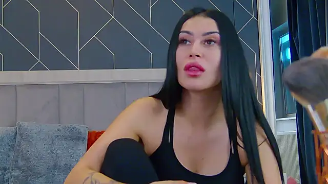 EmyLaveau online show from February 25, 6:23 am