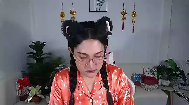 plysaithailand online show from January 30, 2:49 am