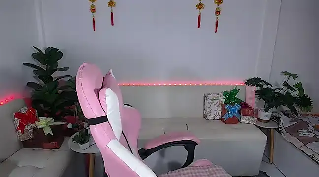 plysaithailand online show from February 13, 6:30 am