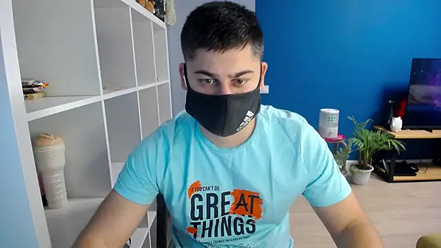 Snapshot of Tomguys chatting on February 7, 2:47 pm Tomguys online show from February 7, 2:47 pm