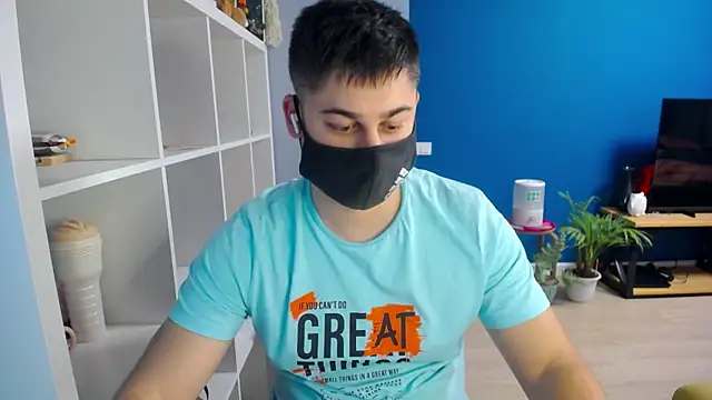 Snapshot of Tomguys chatting on February 8, 3:53 pm Tomguys online show from February 8, 3:53 pm