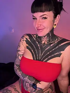 InkedBiitch online show from December 14, 6:13 am