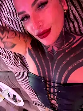 InkedBiitch online show from September 14, 5:12 pm