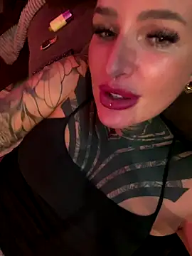 InkedBiitch online show from October 14, 7:36 pm