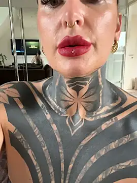 Snapshot of InkedBiitch chatting on May 5, 2:03 pm InkedBiitch online show from May 5, 2:03 pm
